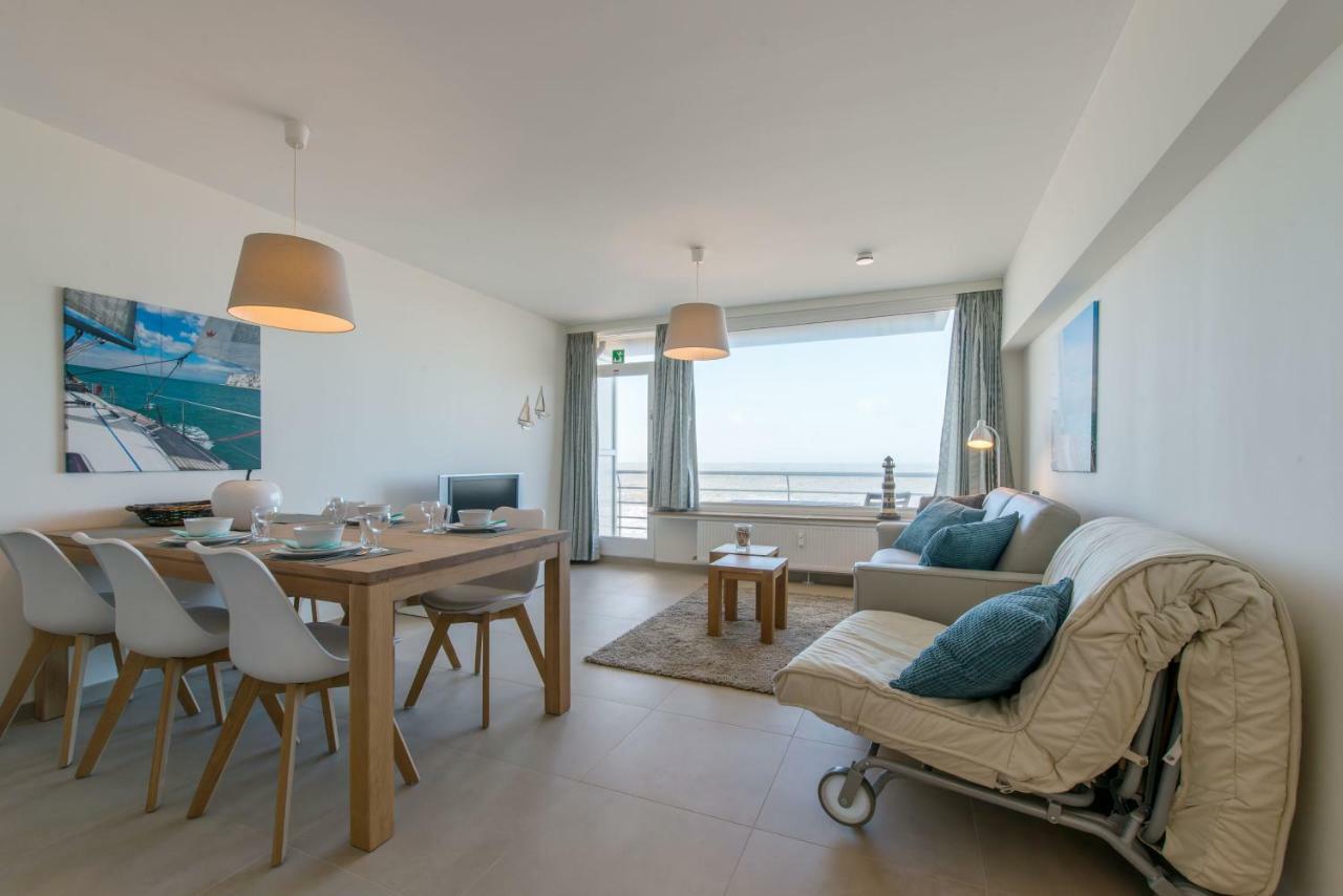 Cosy Studio With Sea View In Ostend Luaran gambar